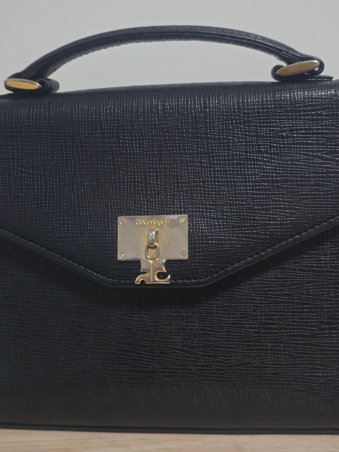 Courreges 꾸레쥬 레더 블랙 숄더 토트백 상품이미지5