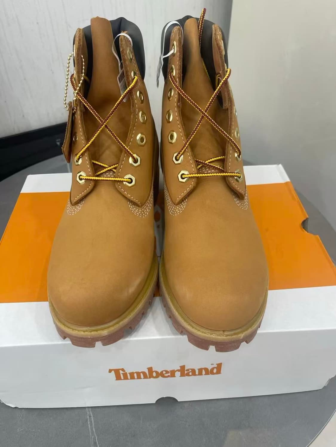 팀버랜드 프리미엄 6인치 워터프루프 부츠 위트 누벅 260mm 상품이미지3