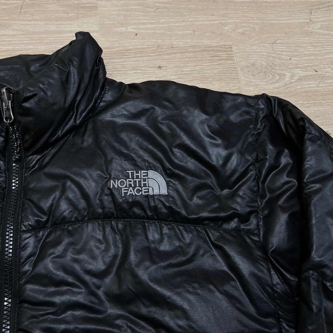 노스페이스 써밋시리즈 덕다운 경량패딩 점퍼 [블랙] M/95 상품이미지4