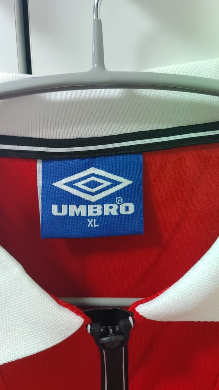 엄브로 맨유 유니폼 베컴 마킹 XL 상품이미지2