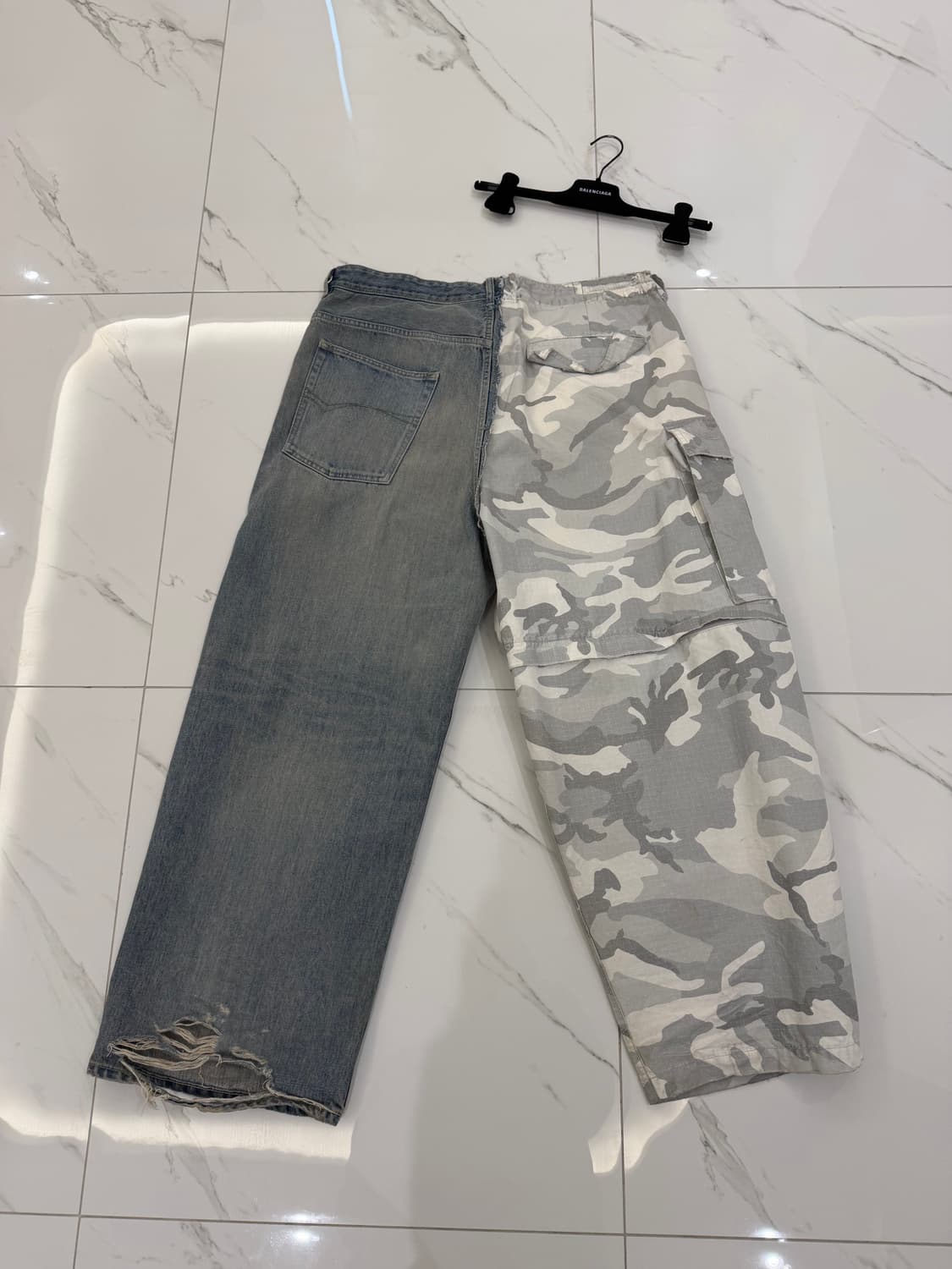 발렌시아가 하이브리드 피프티피프티 화이트카모팬츠[M] 상품이미지4