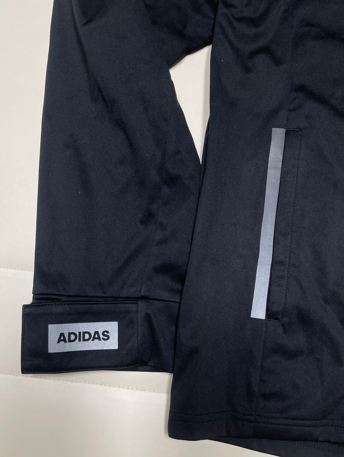 아디다스 컴뱃스포츠 마샬아츠 하이드로 퍼포먼스 바람막이 상품이미지6