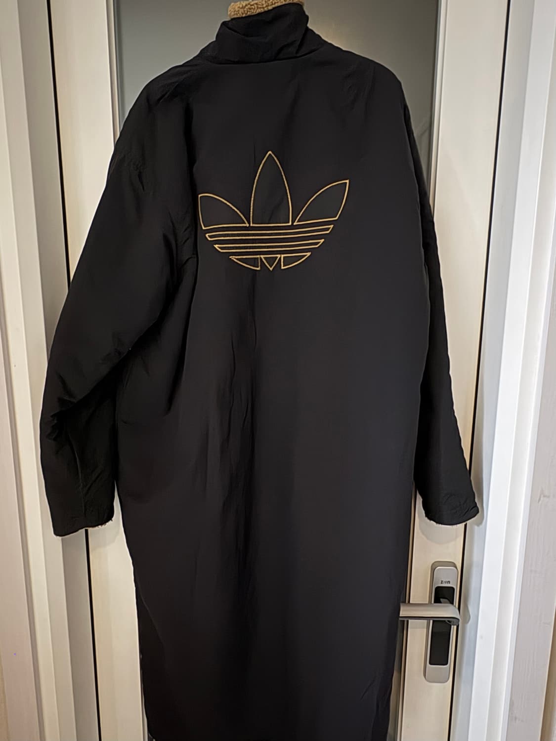 아디다스 리버서블 롱 자켓 상품이미지2