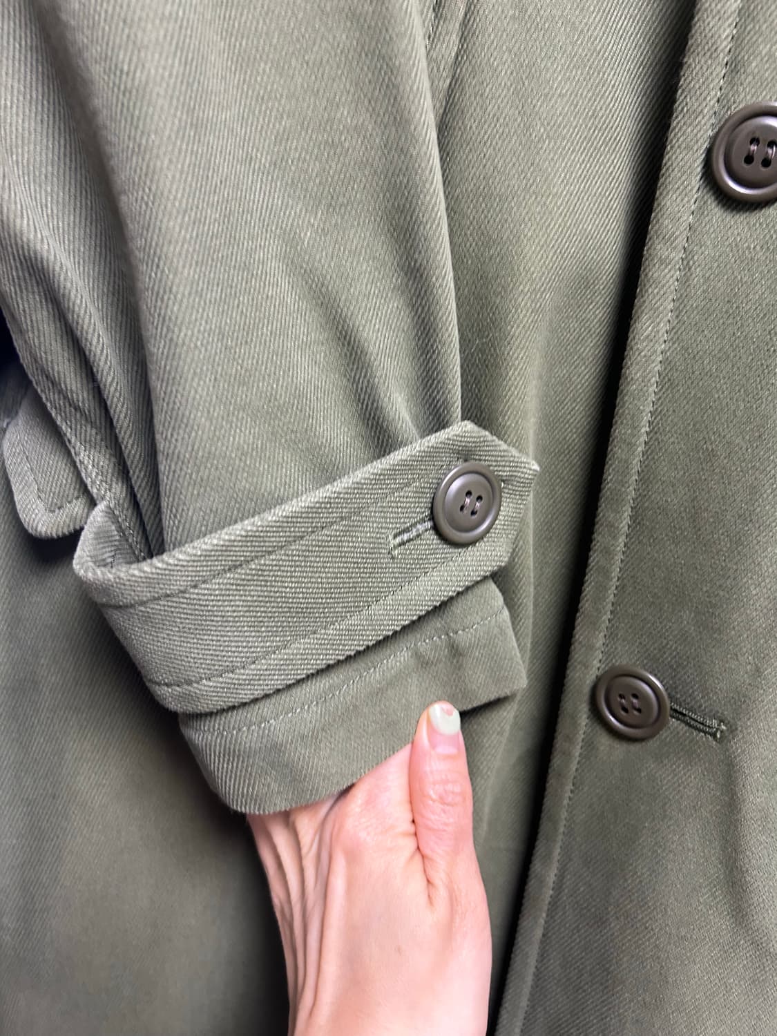 일본브랜드 Jean Neret 카키색 트렌치 코트 상품이미지5