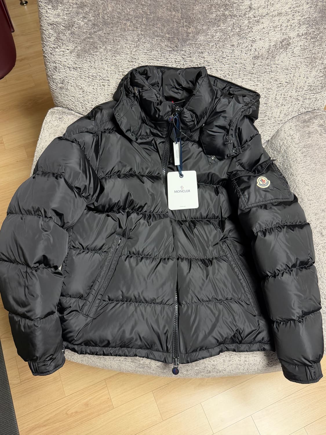 몽클레어 마야 매트 패딩 블랙 새상품 25Fw 5사이즈 상품이미지1