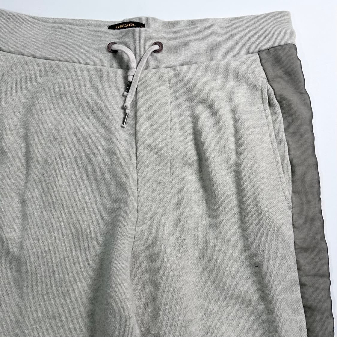 디젤 사이드 시스루디테일 스웻 팬츠 상품이미지3