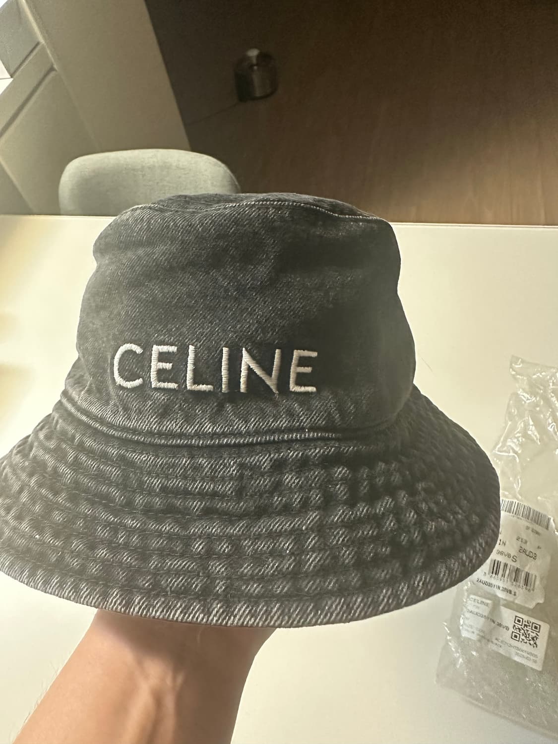 셀린느 데님 버킷햇  상품이미지2