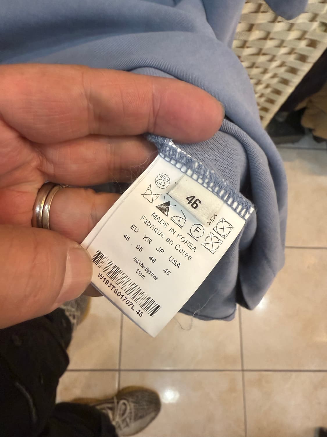 46/105 정품 우영미 오버핏 반팔 팝니다 상품이미지4