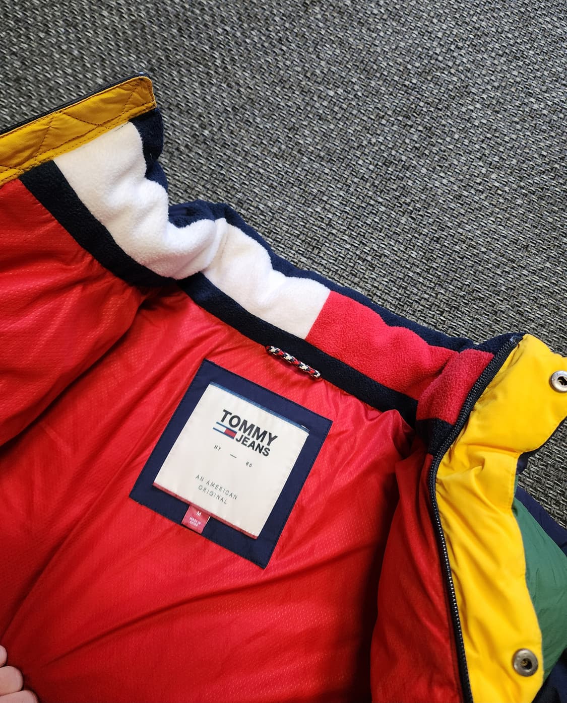 타미힐피거 컬러블록 패딩 점퍼 상품이미지2