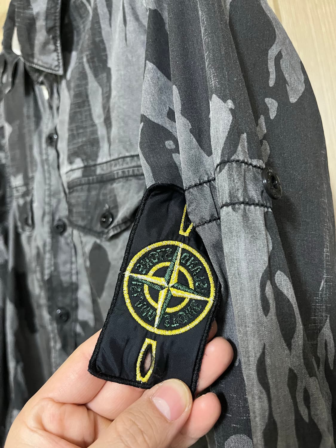 🔥 스톤아일랜드 카모 오버셔츠 (Flowing Camo) 상품이미지3