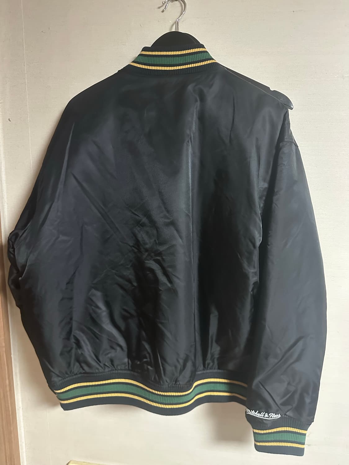 슈프림 미첼앤네스 바시티자켓 상품이미지4