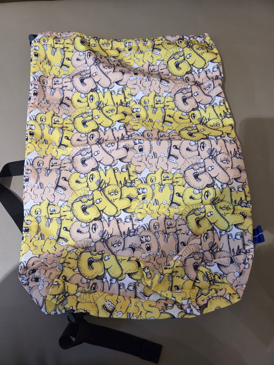 꼼데가르송 X 카우스 스트링백 새상품 상품이미지1