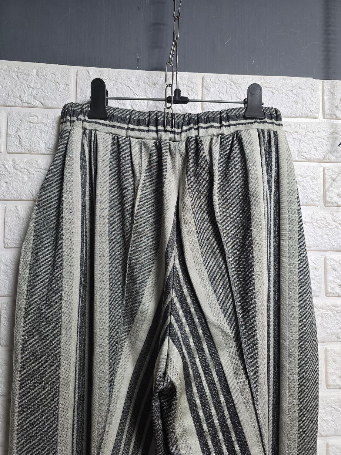 이세이미야케 플리츠 플리즈 슬렉스 3 상품이미지3