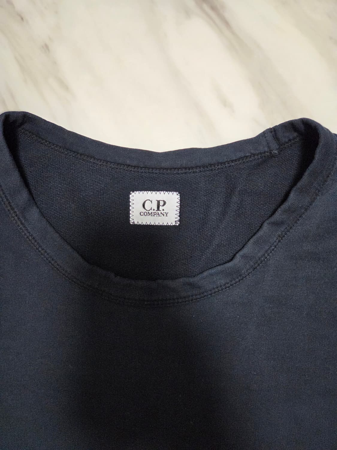 씨피컴퍼니 렌즈 맨투맨 상품이미지5