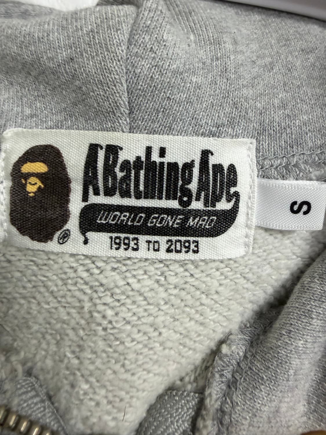 베이프 샤크 후드 상품이미지3