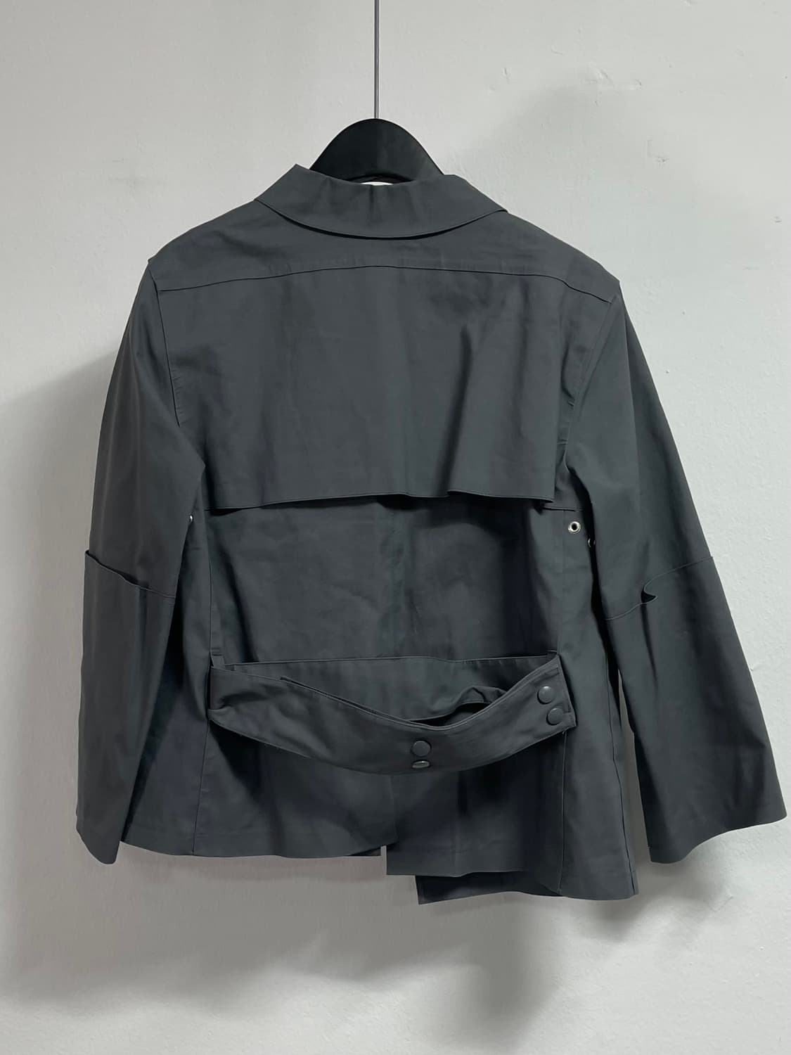 발렌시아가 언발란스 고어텍스 벨티드 자켓 (on.183)   상품이미지2