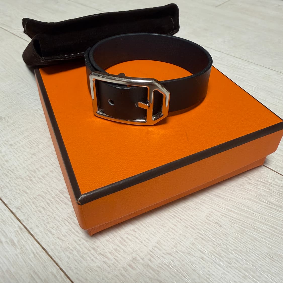 Hermès 에르메스 패독 가죽팔찌 상품이미지2