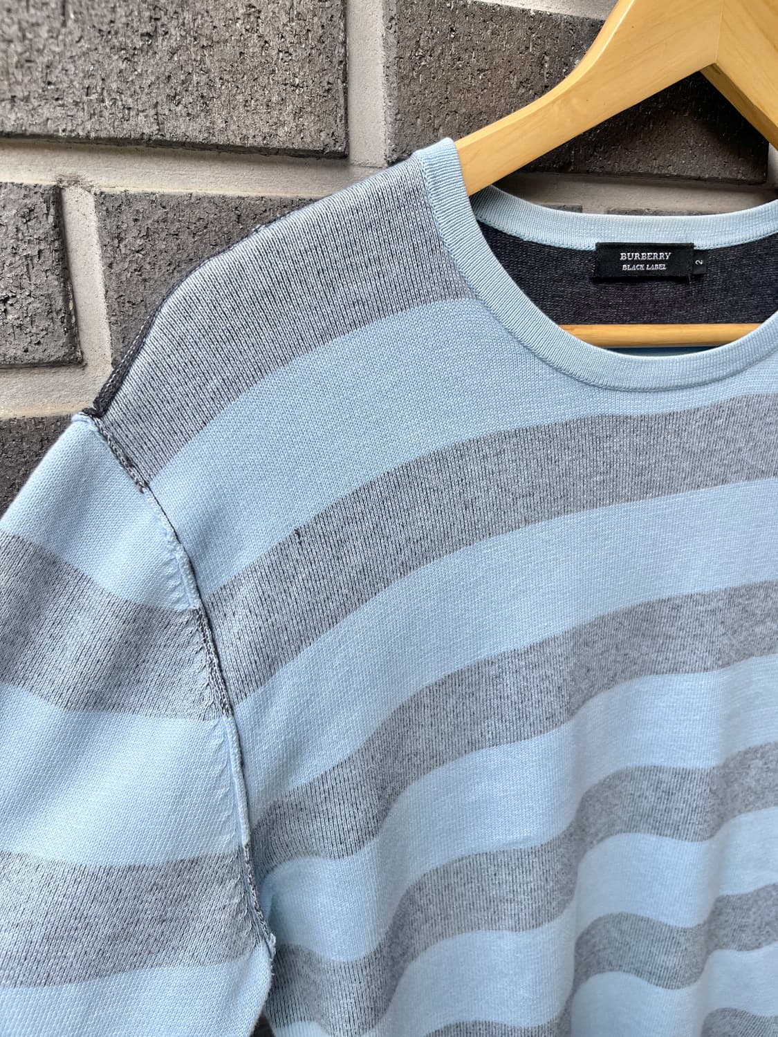 Burberry 버버리 로고 스트라이프 스웨터 블루 상품이미지8