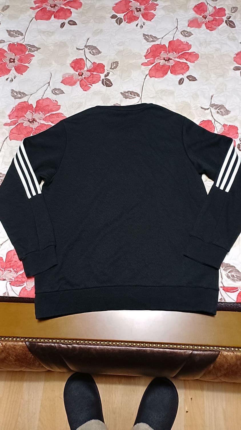 아디다스 기모맨투맨 실측105 가슴57 기장71 상품이미지3