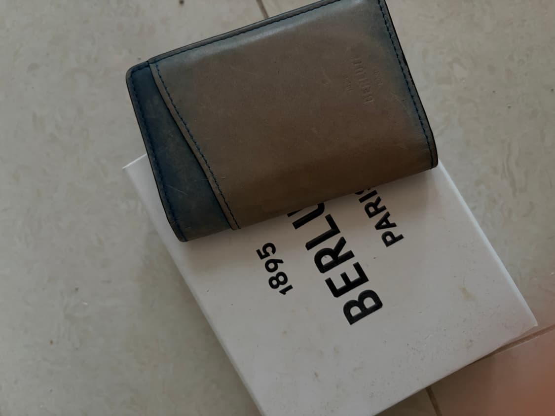 벨루티 폴딩 카드지갑  상품이미지1