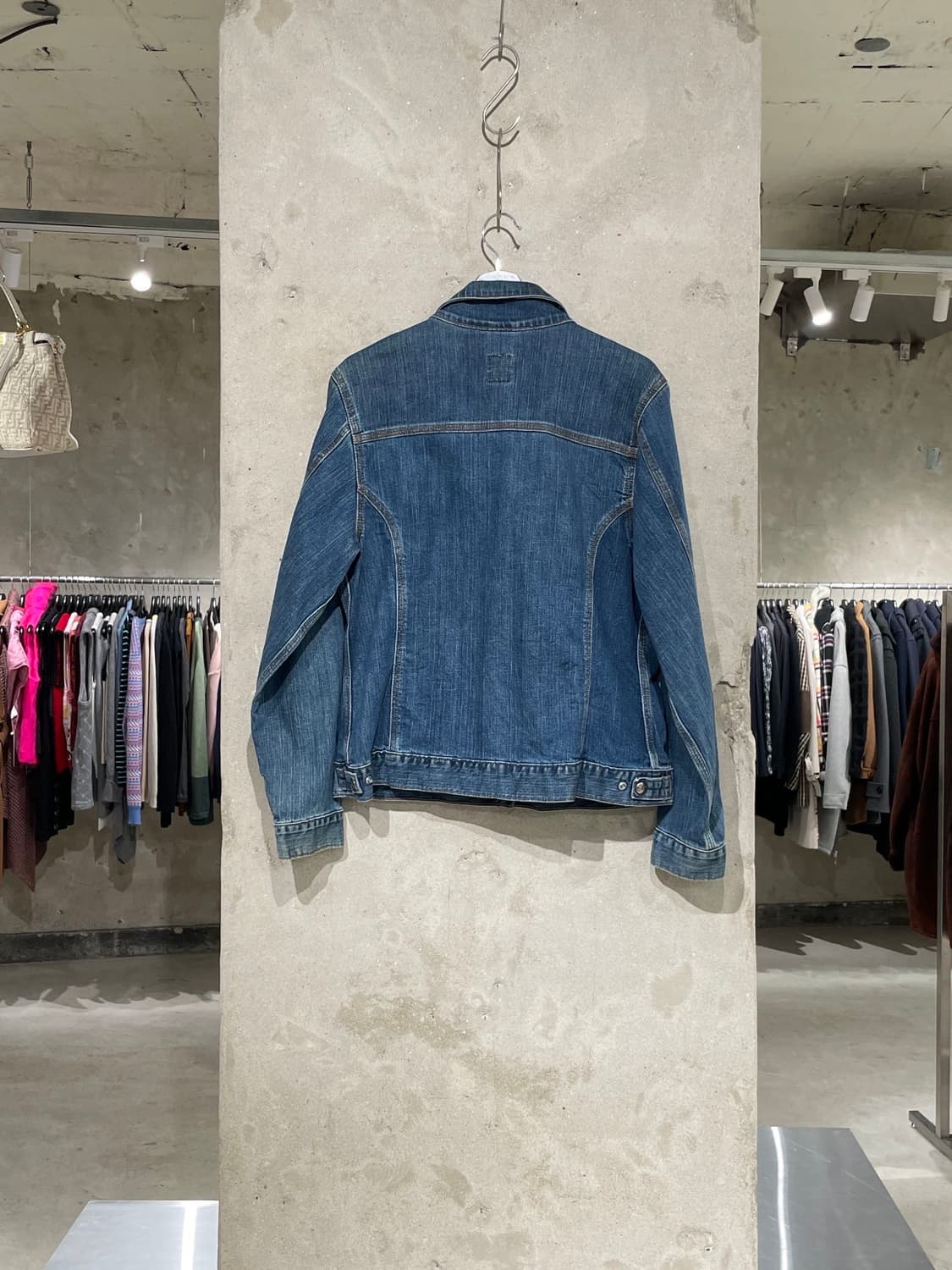 칼하트 우먼 WJ001 진청 스냅 버튼 데님 자켓 상품이미지6