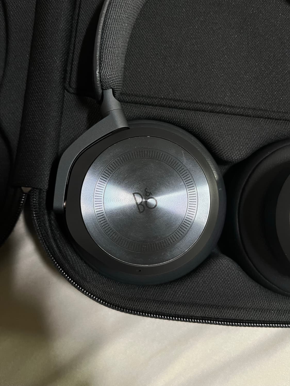 뱅앤올룹슨 hx 블랙 판매합니다. 상품이미지7