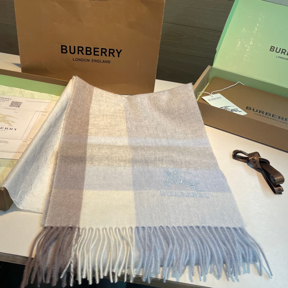 버버리 리버서블 스카프 100% 램스울
 상품이미지5