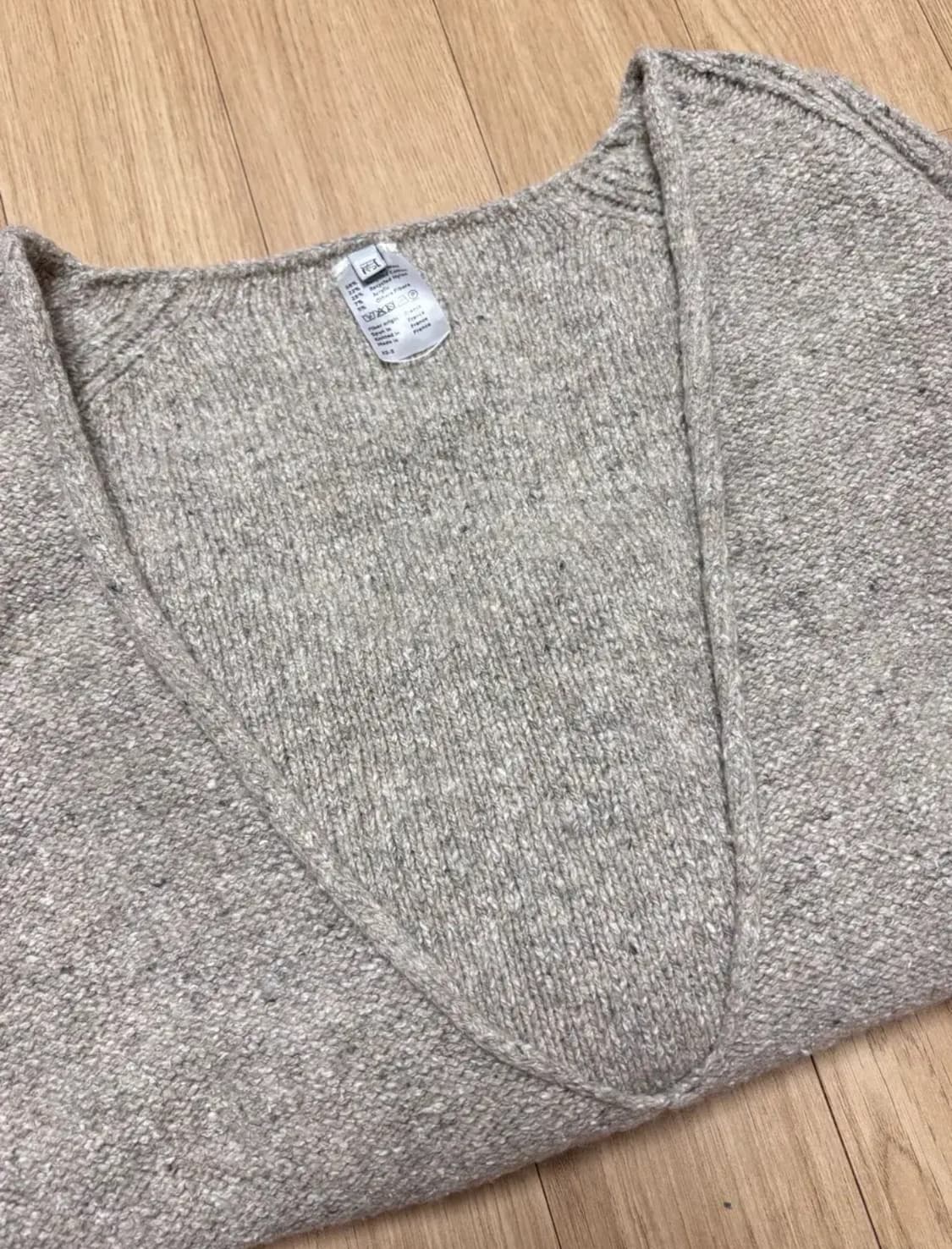 Baserange soar v neck (sur sand, xs) 상품이미지8