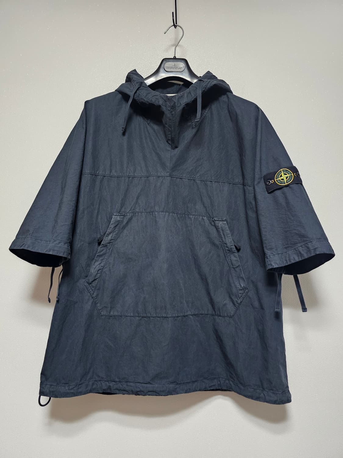 스톤아일랜드 반팔 후드 아노락 상품이미지1