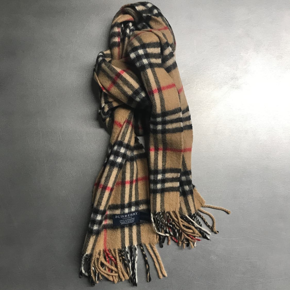 버버리 정품 캐시미어 머플러 베이지 상품이미지4