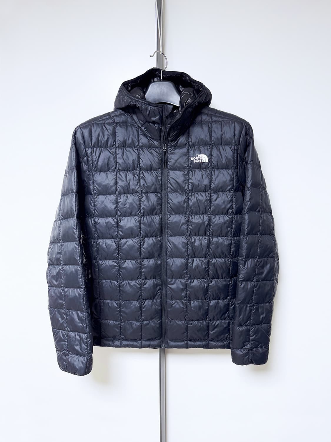 THE NORTH FACE(노스페이스)/써모볼 후디 경량 패딩 파카 자켓 상품이미지3
