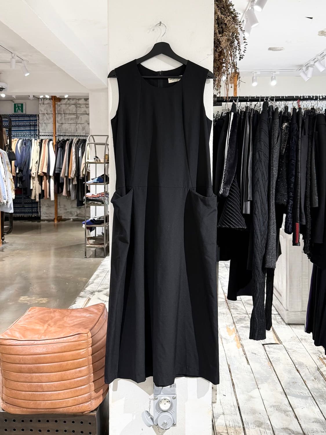 꼼데가르송 robe de chambre 블랙 울 슬리브리스 롱 원피스 상품이미지1