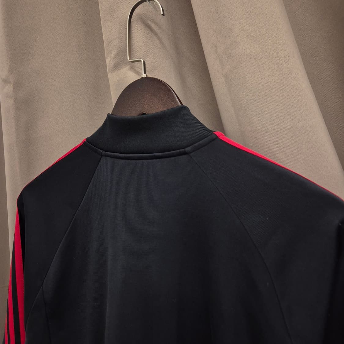 아디다스 검빨 슈퍼스타 트랙탑 105 상품이미지5