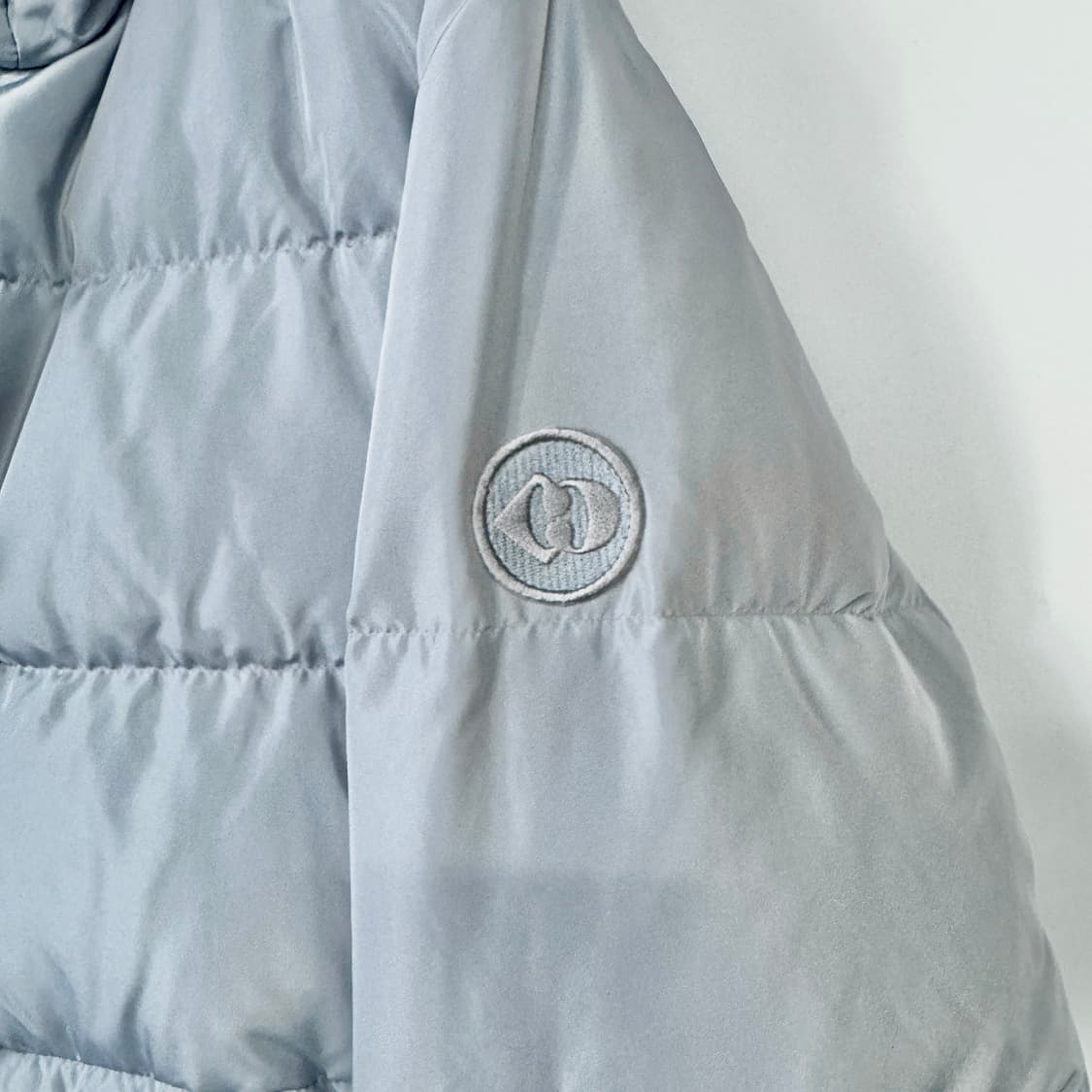 럭키슈에뜨 23 후드 다운 하프 패딩 점퍼 상품이미지3