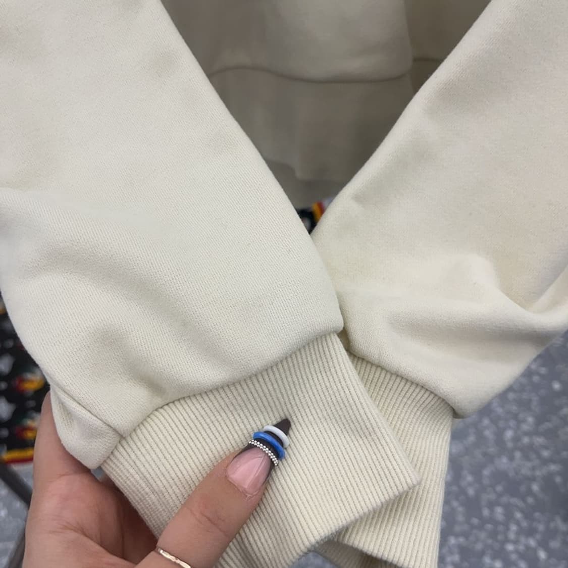 챔피언 폭닥 오트밀 크림 세미크롭 반집업 맨투맨 M C07572 상품이미지7