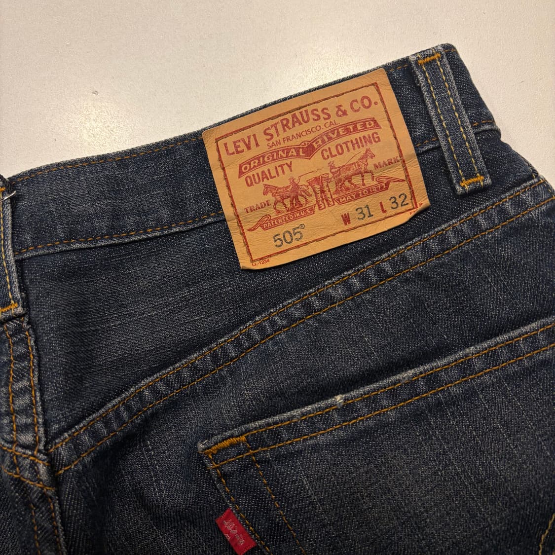 [31x32] 리바이스 505 레귤러핏 데님 팬츠 청바지 D428 상품이미지4