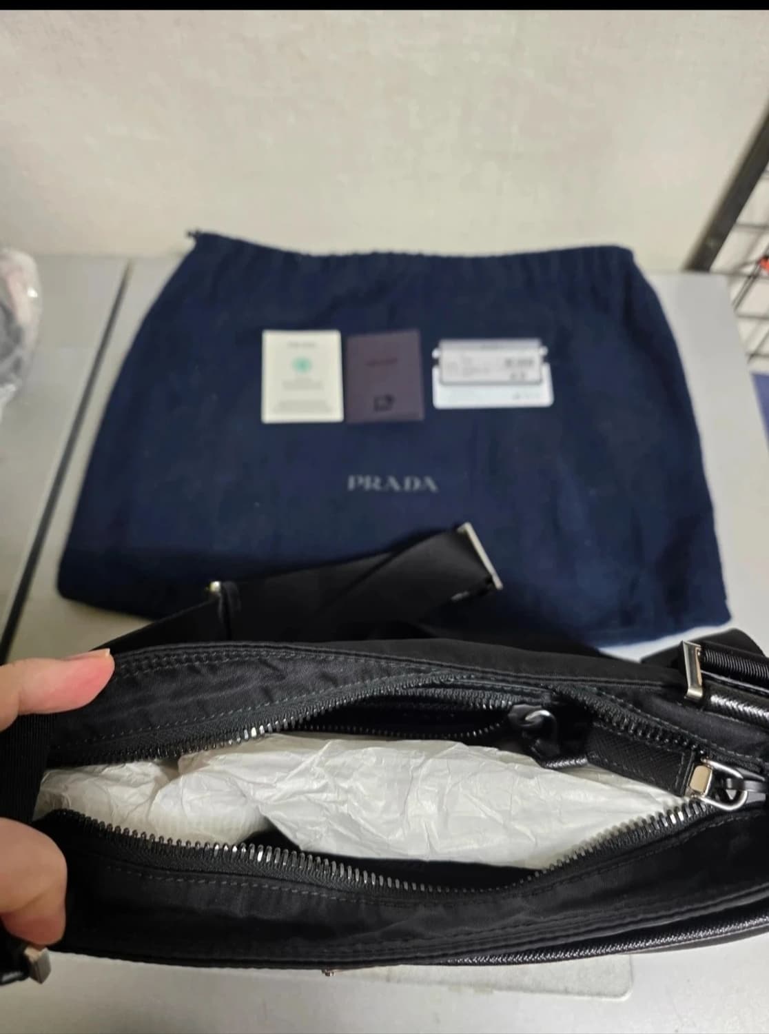 프라다 크로스백 정품보증서 상품이미지3
