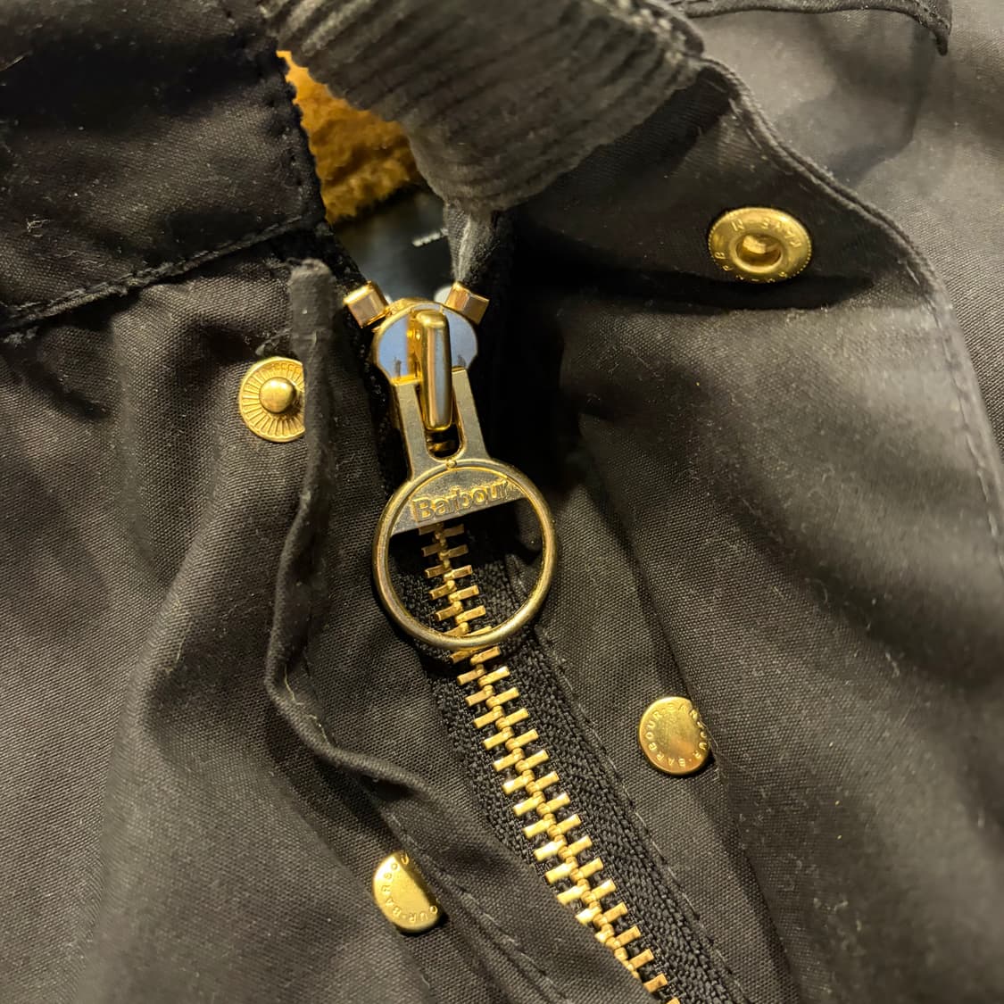 [36] 바버 인터내셔널 퍼 내피 포함 블랙 벨트 자켓 D621 상품이미지6