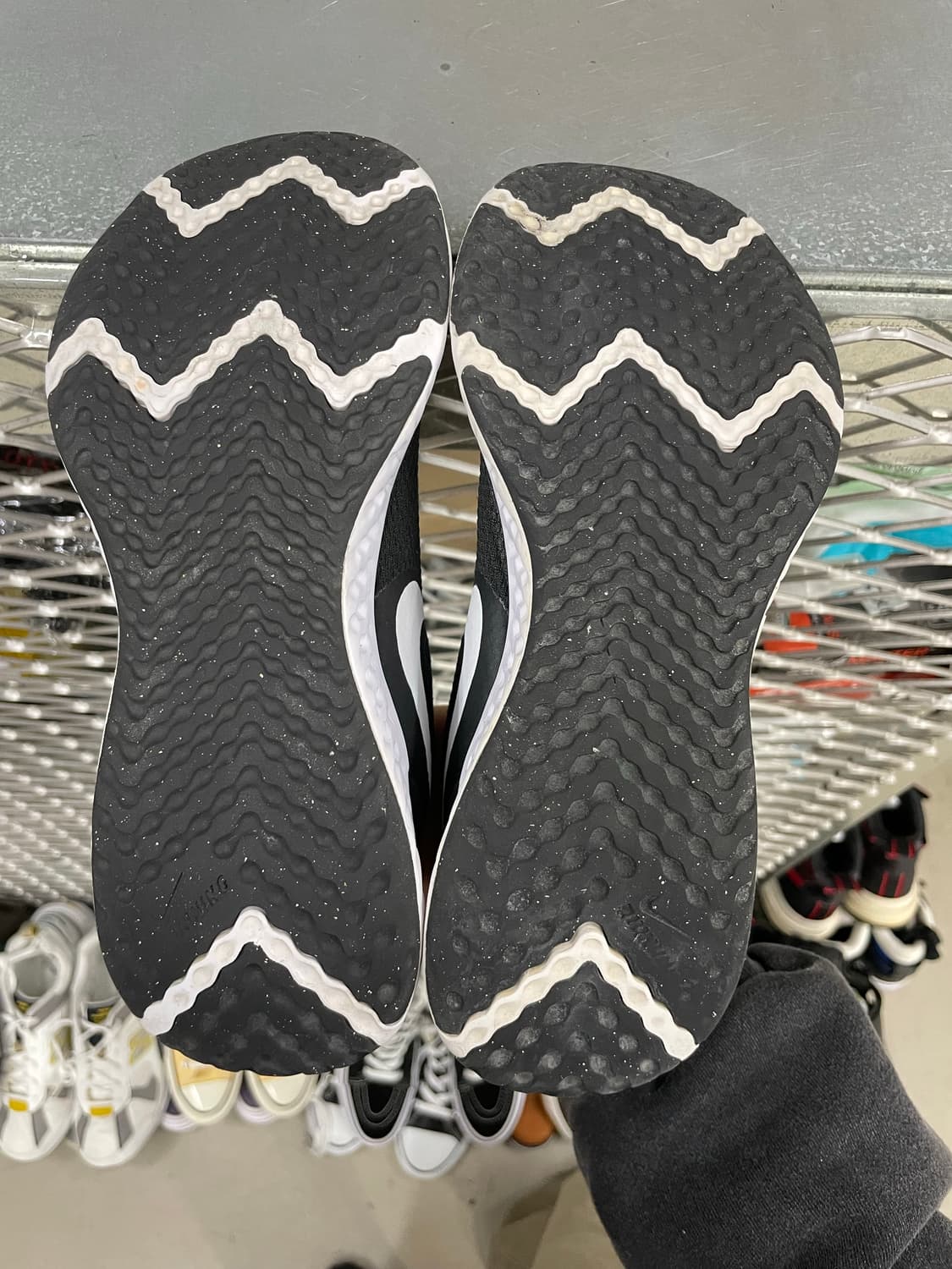 나이키 레볼루션 5 블랙 235  상품이미지6