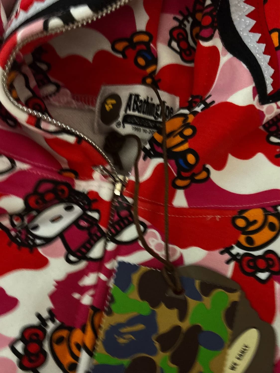 베이프 헬로키티 샤크후드  상품이미지2