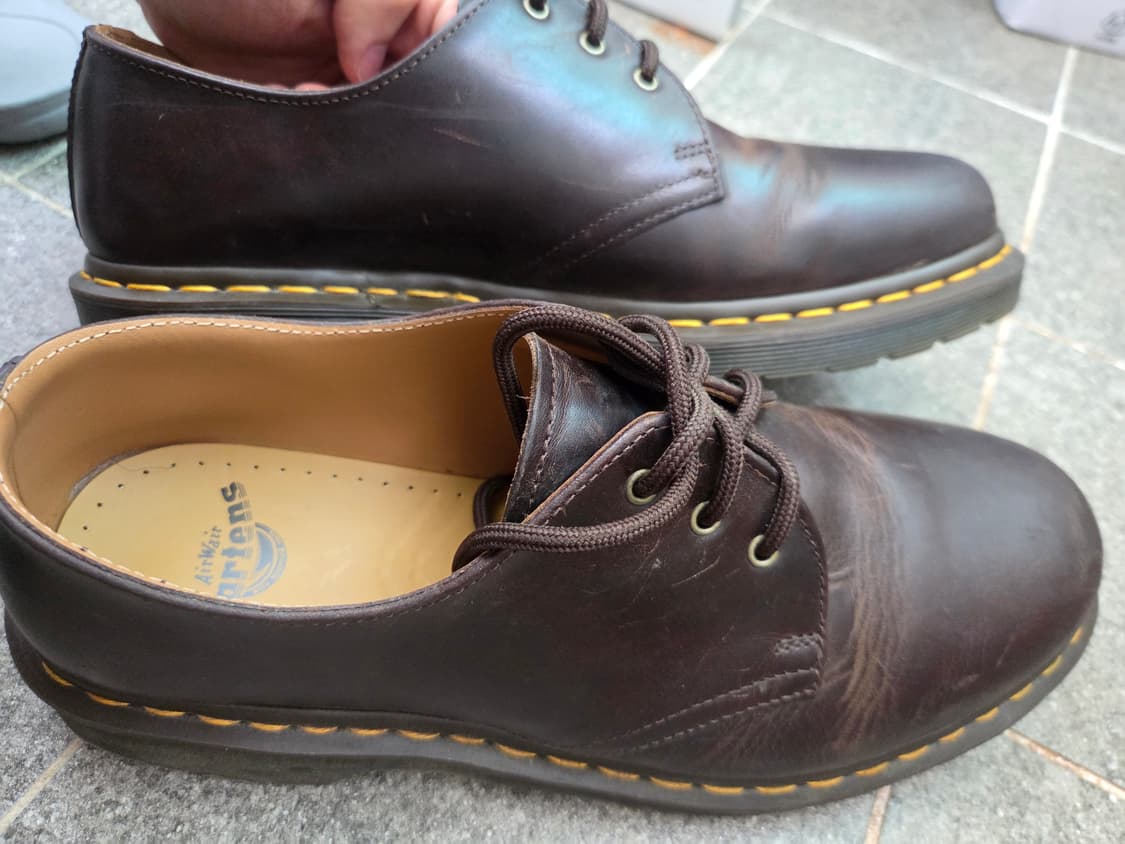 UK9 280 닥터마틴 1461 3홀 빈티지 브라운 / 크레이지홀스 호스 상품이미지2