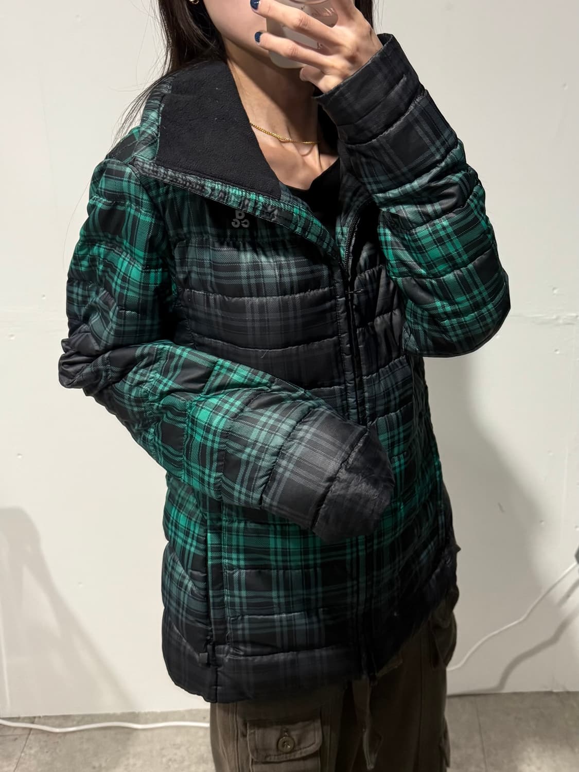 나이키ACG 체크패턴 구스다운 상품이미지2