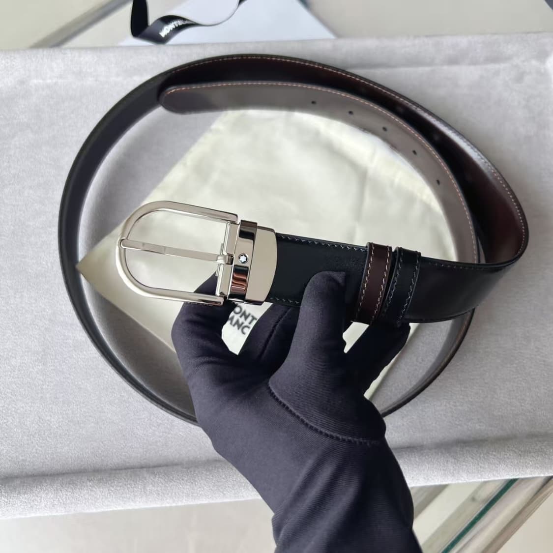 【정품】몽블랑 리버서블 가죽 벨트 90cm/3.5cm 실버 버클 상품이미지2