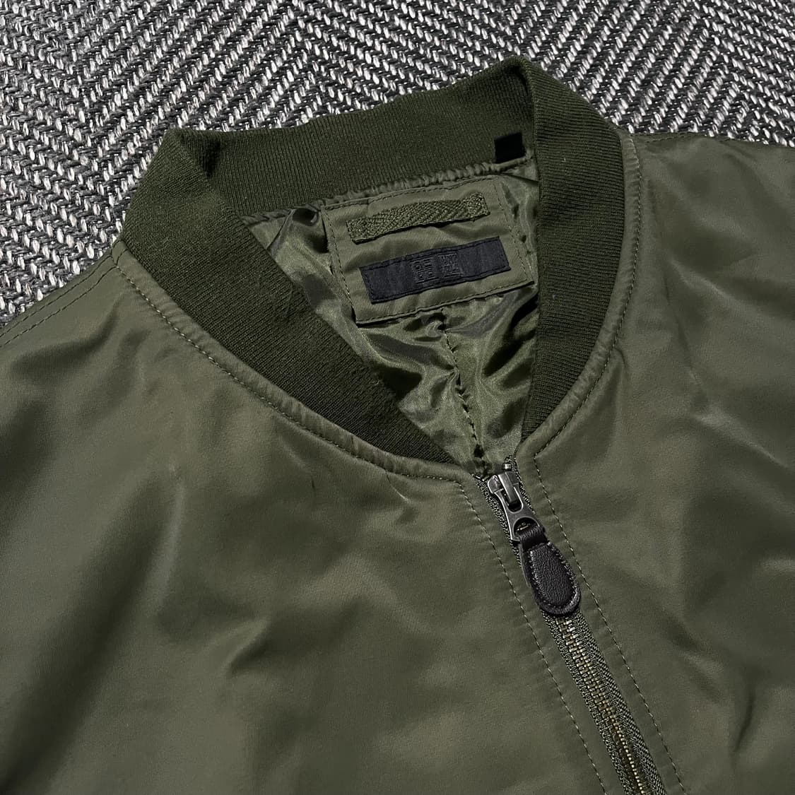 UNIQLO 유니클로 봄버 자켓 MA-1 상품이미지3