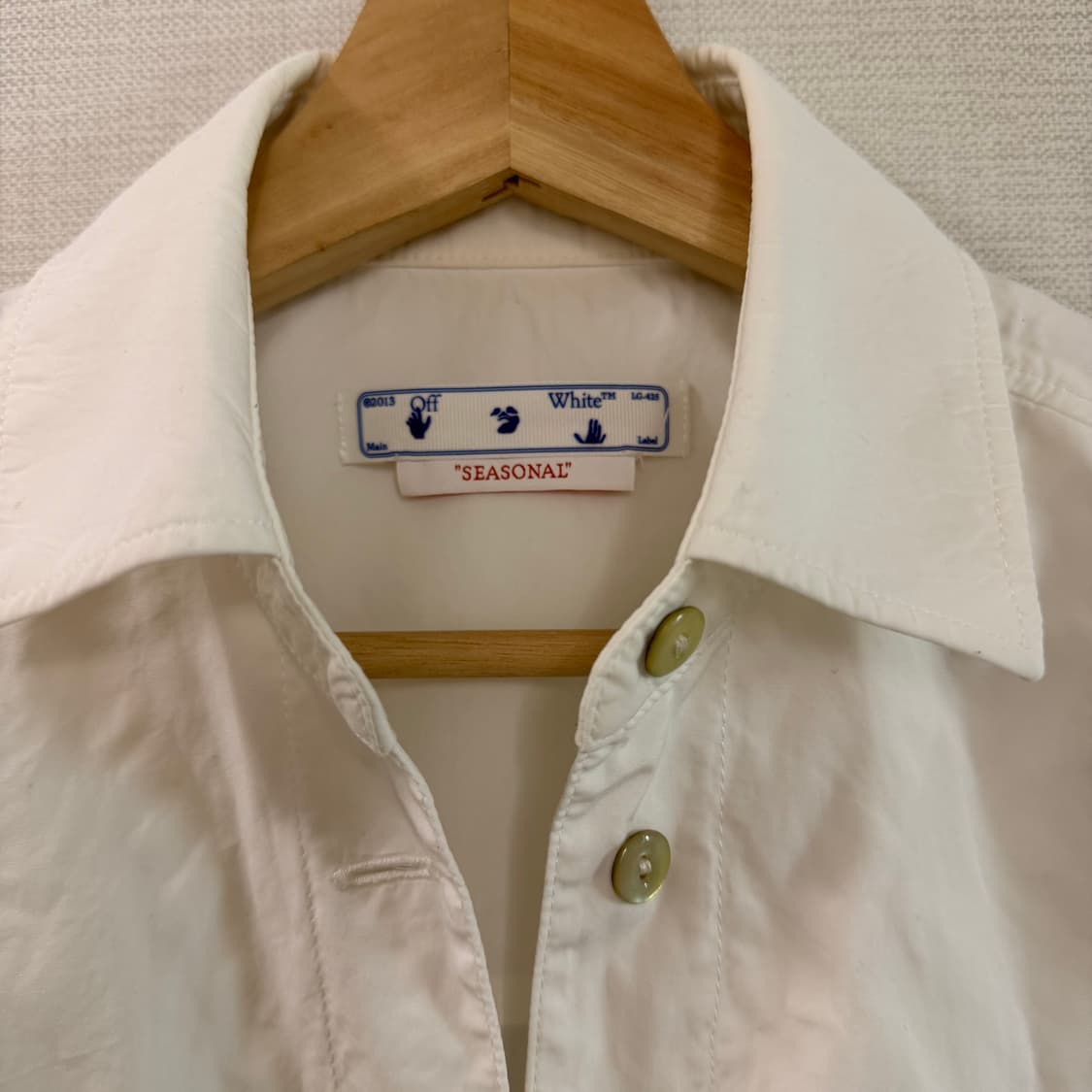 [40] 오프화이트 크롭 셔츠 상품이미지2