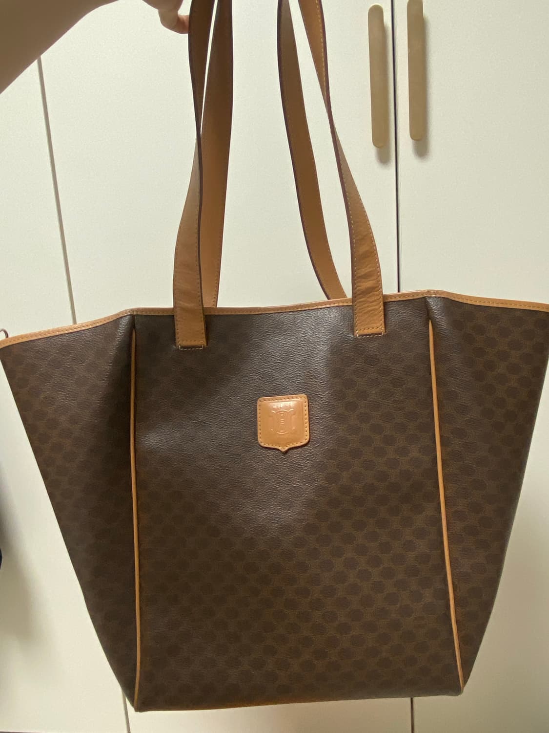 셀린느 마카담 숄더백 주우재백 상품이미지4