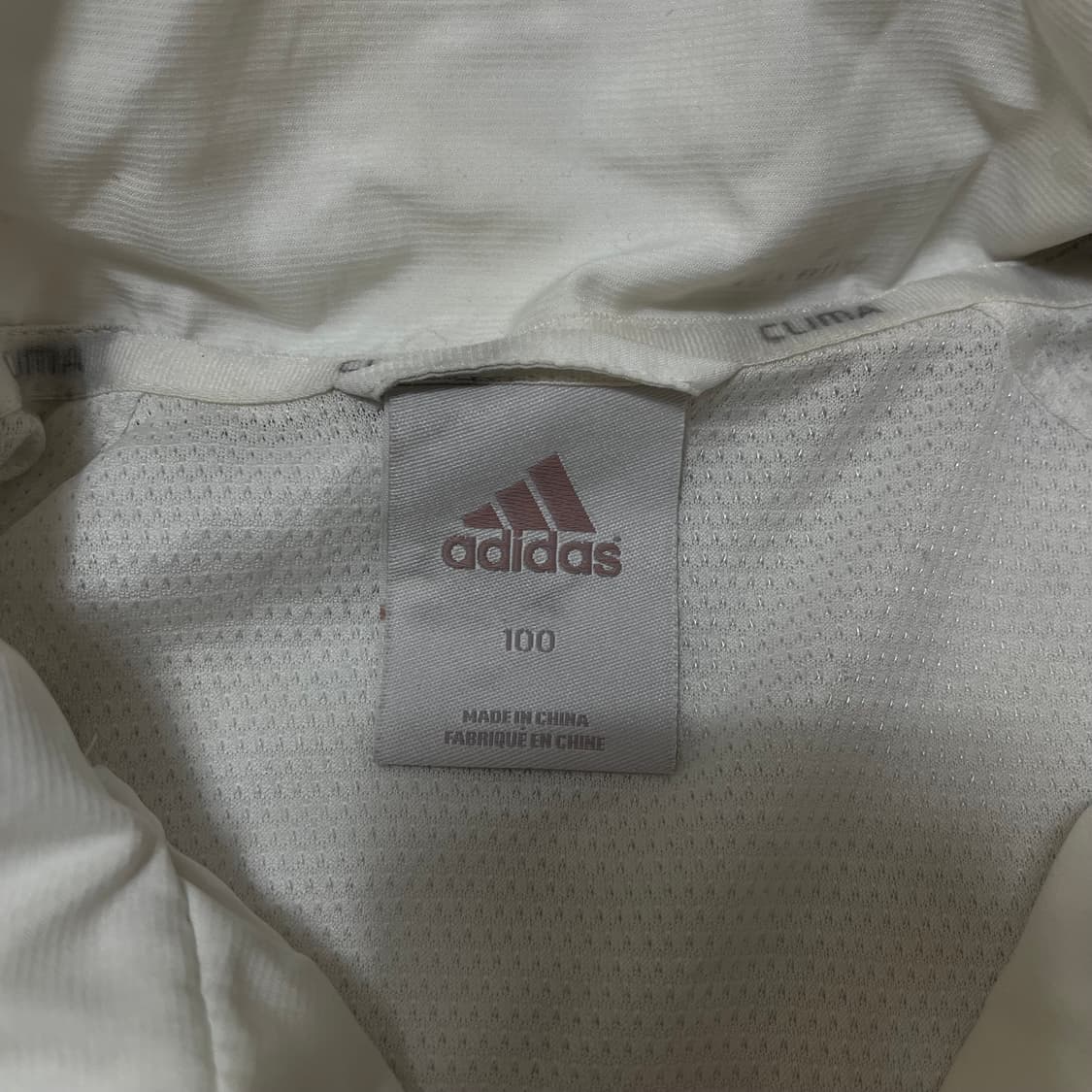 아디다스 화이트 레드 라인 바람막이 L/100 상품이미지4
