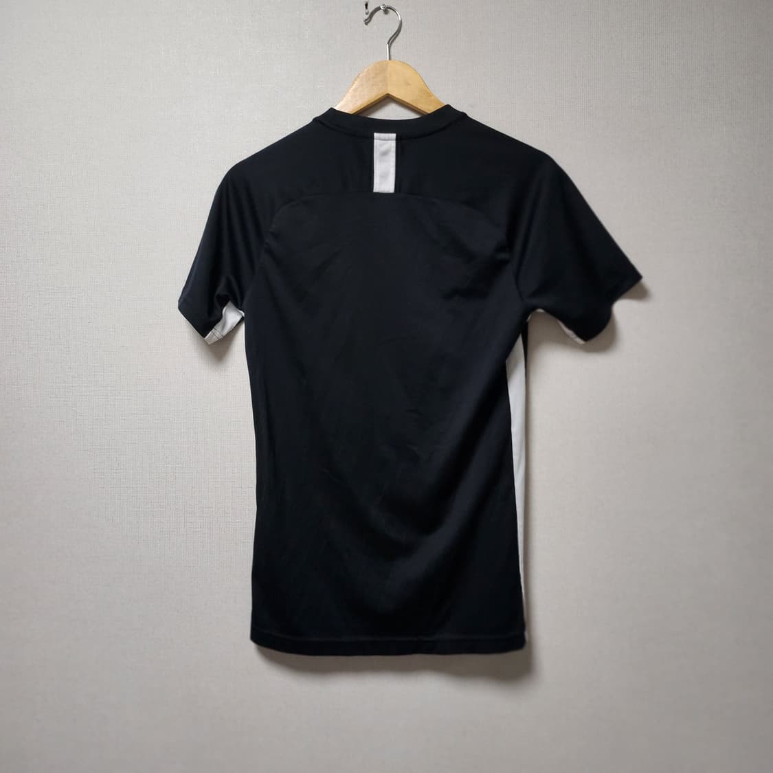 [S] 나이키 반팔 기능성 티셔츠 상품이미지2