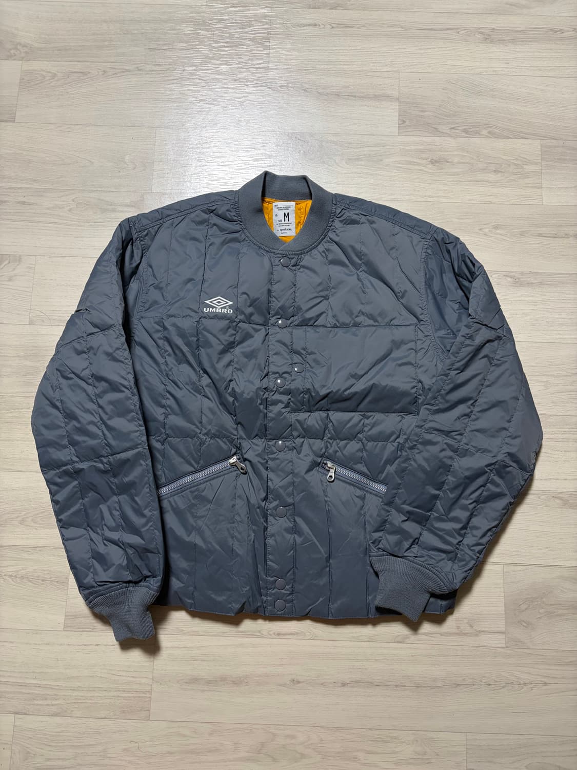 스펙테이터x엄브로 서바이벌 자켓 그레이 M사이즈 판매 상품이미지1