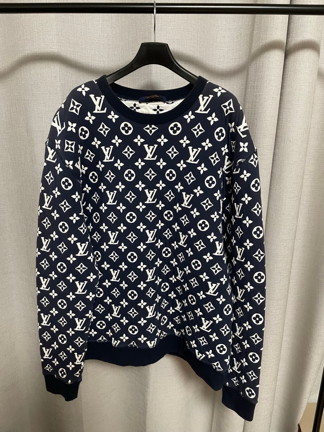 [정품] 루이비통 풀 모노그램 자카드 맨투맨 L 상품이미지1